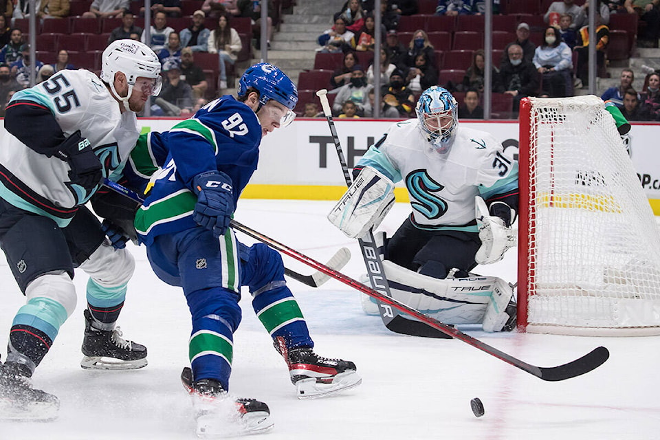 26731463_web1_211005-CPW-Canucks-Kraken-canucks_1