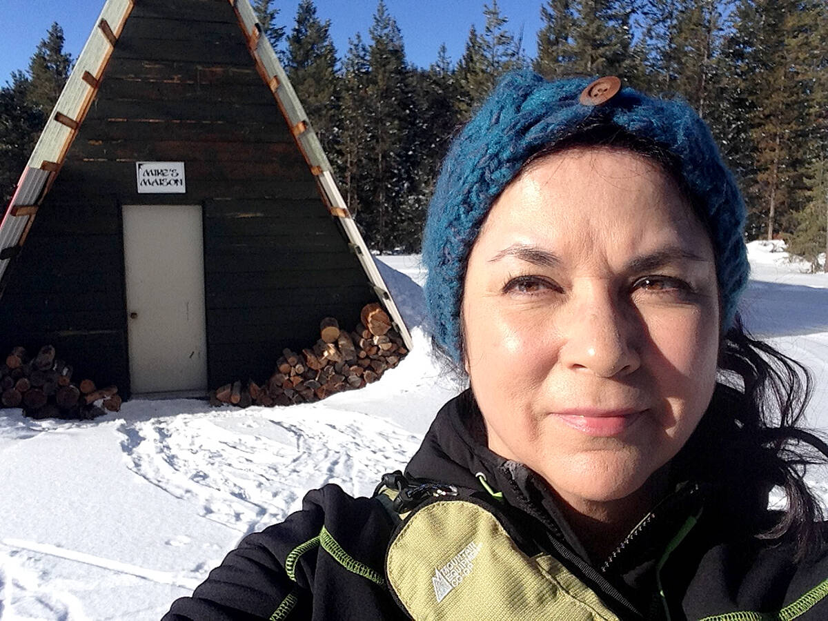 27336652_web1_211102-WLT-WritingContest-Haines-Howell-pics_1