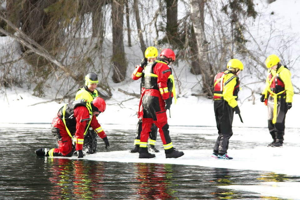 Volunteer firefighters take water rescue training at Horsefly Lake last weekend. (Marc Caron/Linda Bartsch photo)
