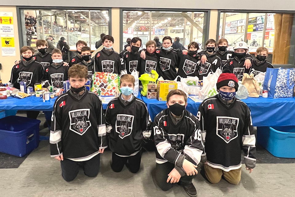 28407244_web1_220310-WLT-U13-repteam-donates-timberwolves_1