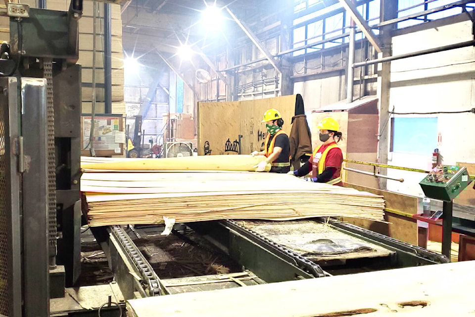28451613_web1_220317-WLT-IndustrialUpdate-WestFraser-_1