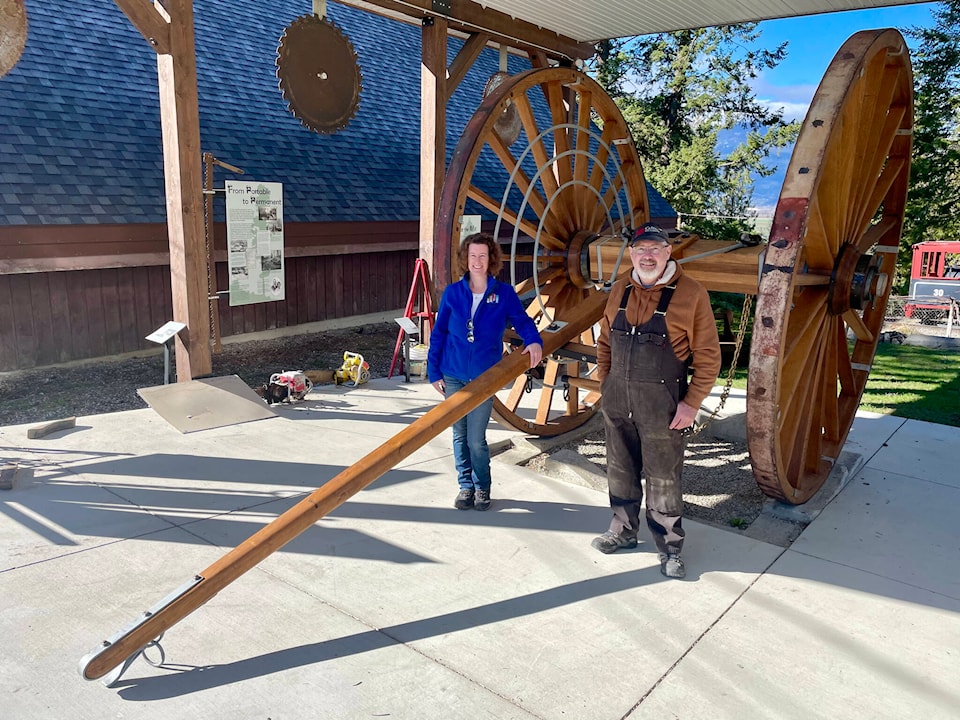 28810260_web1_220414-CVA-logging-arch-creston-museum_1