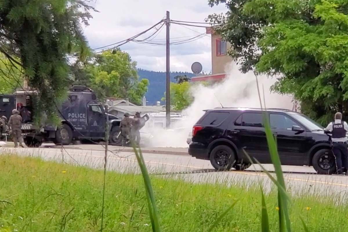 There is a heavy RCMP presence at the corner of Smedley Street and 11th Avenue Sunday, July 10. (Monica Lamb-Yorski photo - Williams Lake Tribune)
