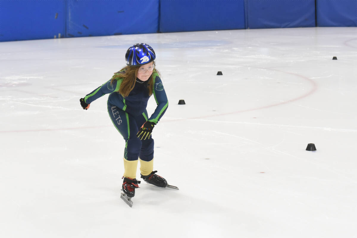 30690566_web1_221020-WLT-Speed-Skating_4