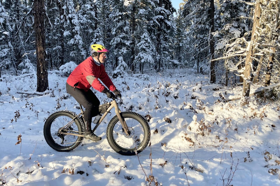 31008232_web1_221117-WLT-Fat-Biking_2