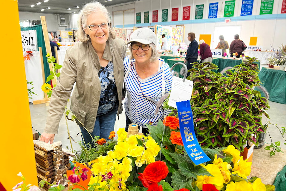 Gail Paterson and Pat Warren take in the 2023 Williams Lake Harvest Fair. (Angie Mindus photo - Efteen)