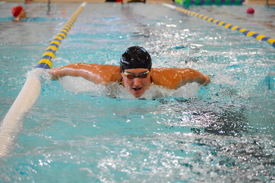 Taylor Fitzgerald trains while home in Williams Lake during Christmas break. (Monica Lamb-Yorski photo - Williams Lake Tribune)