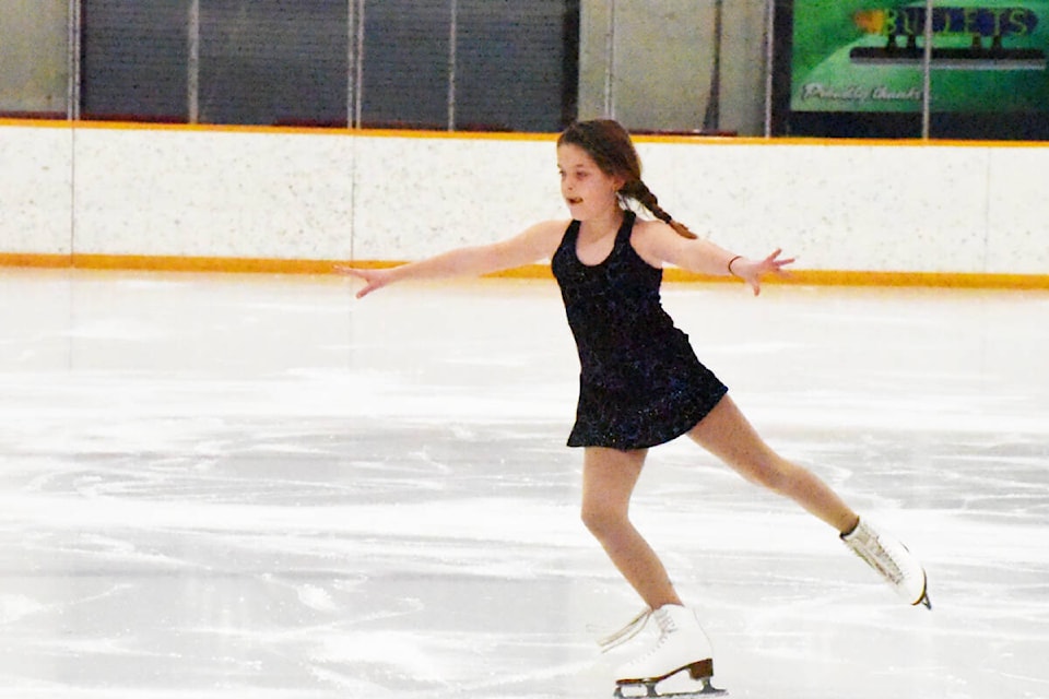 31526168_web1_221222-WLT-figure-skating-wlfc_1