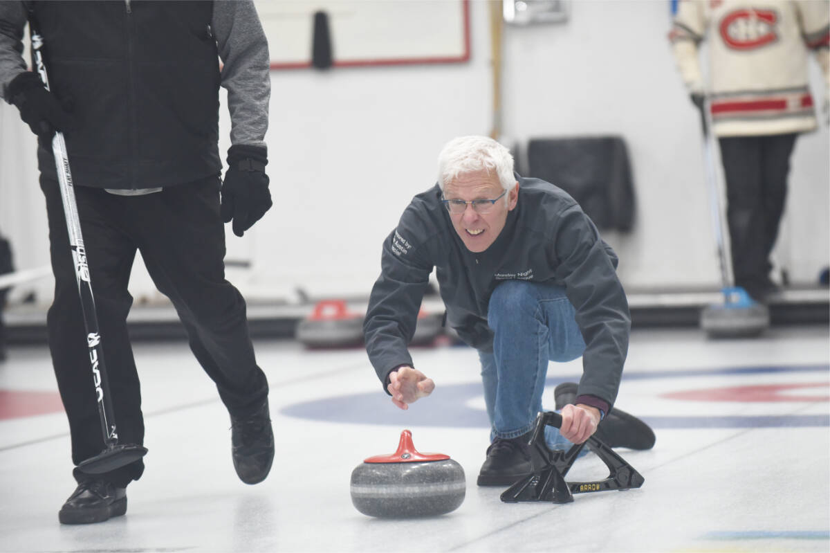 31771890_web1_230209-WLT-Curling-Bonspiel_3