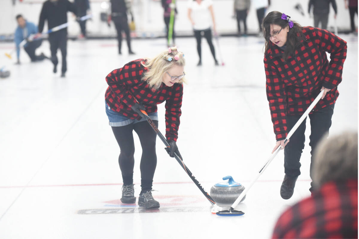 31771890_web1_230209-WLT-Curling-Bonspiel_4