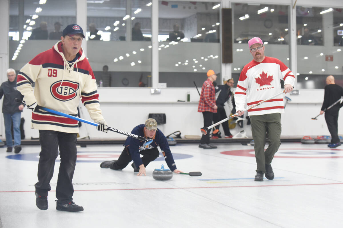 31771890_web1_230209-WLT-Curling-Bonspiel_7