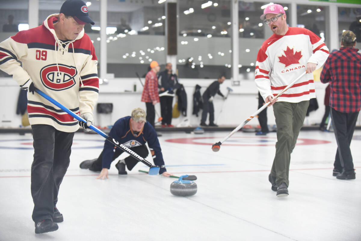 31771890_web1_230209-WLT-Curling-Bonspiel_8