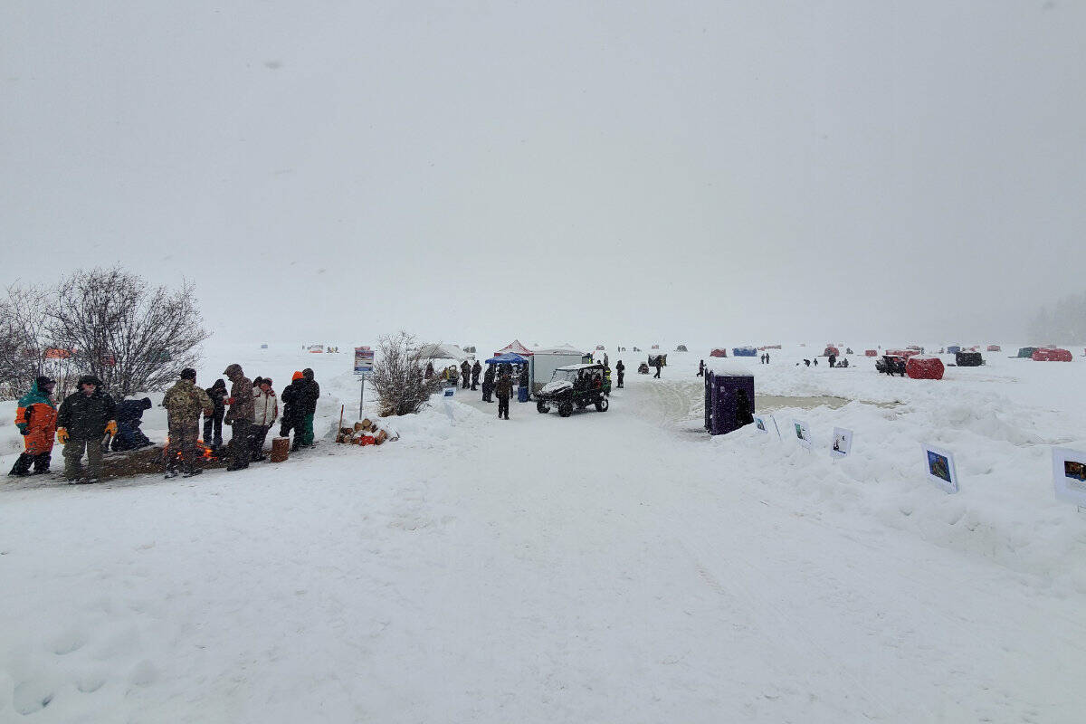 31931874_web1_mlyIceFishingDerby2023
