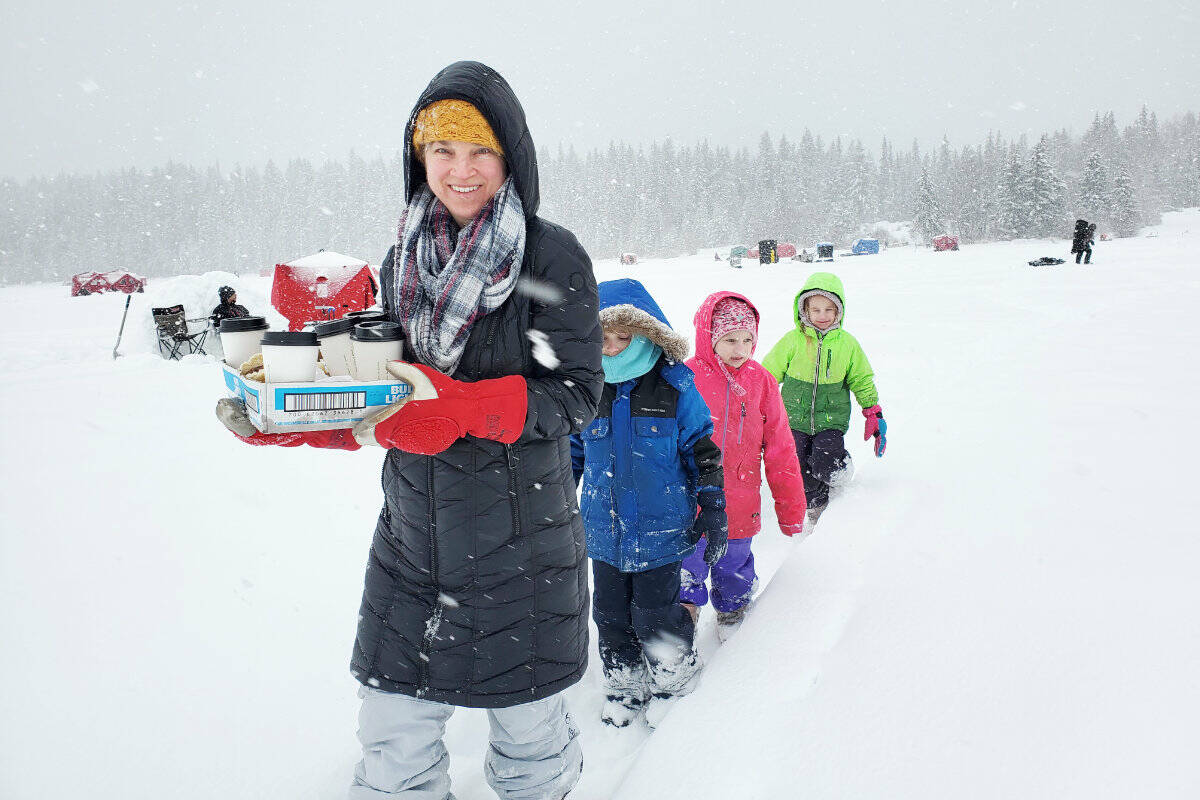31931874_web1_mlyIceFishingDerbyAmberFlett