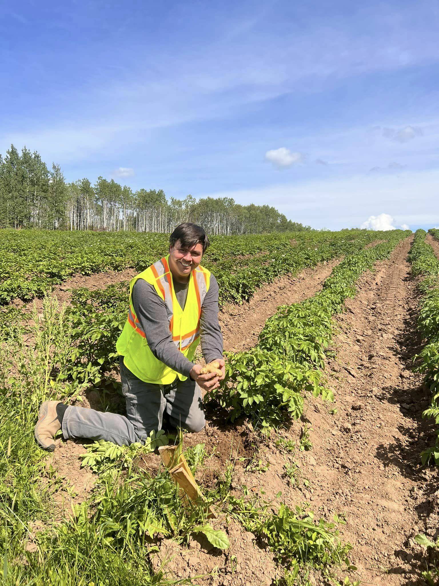 32286862_web1_230401-BPD-HARVEST-Web-Intro-Tea-Creek_1