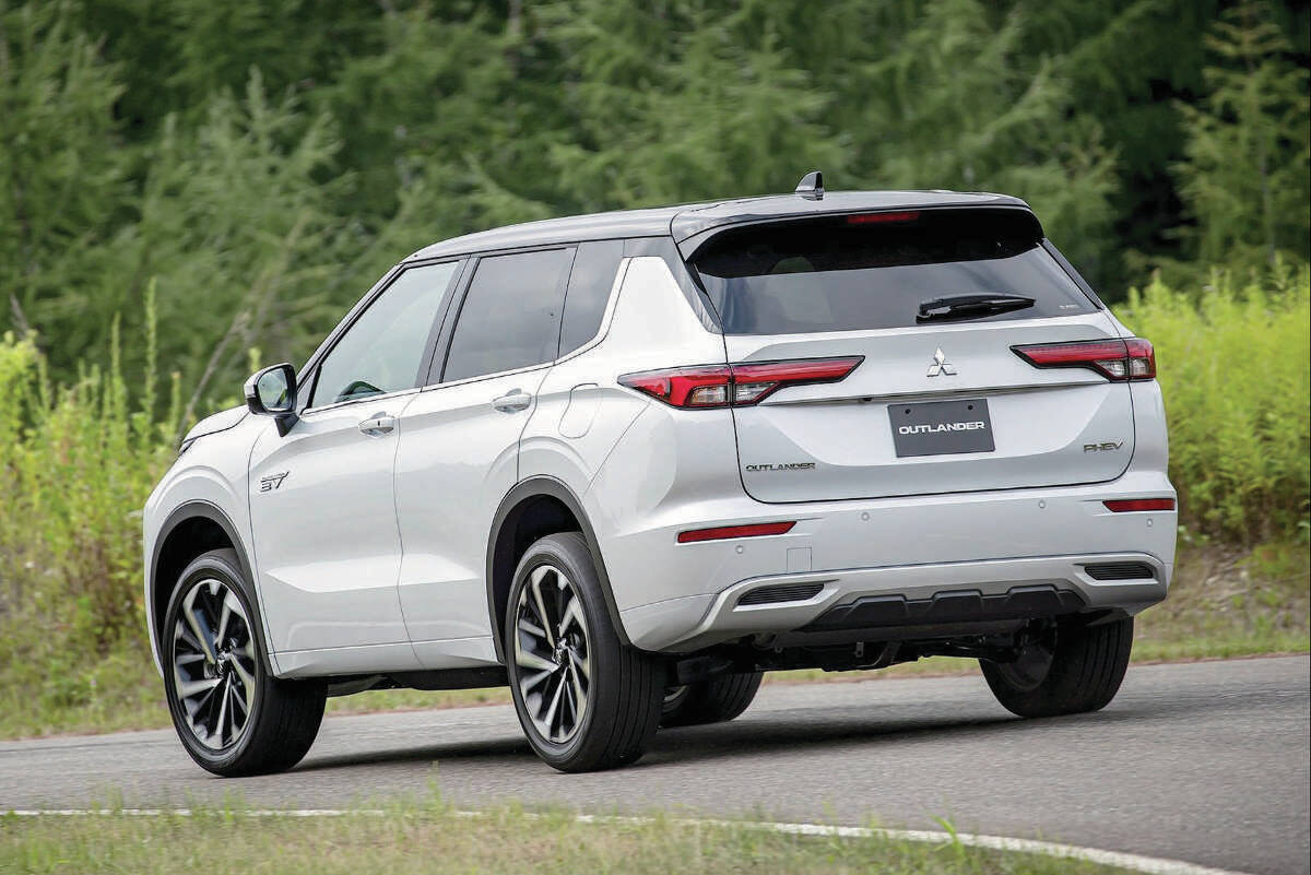 Compared with the Toyota, the Mitsubishi is about 10 centimetres longer, five centimetres wider and taller, and it has 2.5 centimetres more distance between the front and rear wheels. PHOTO: MITSUBISHI