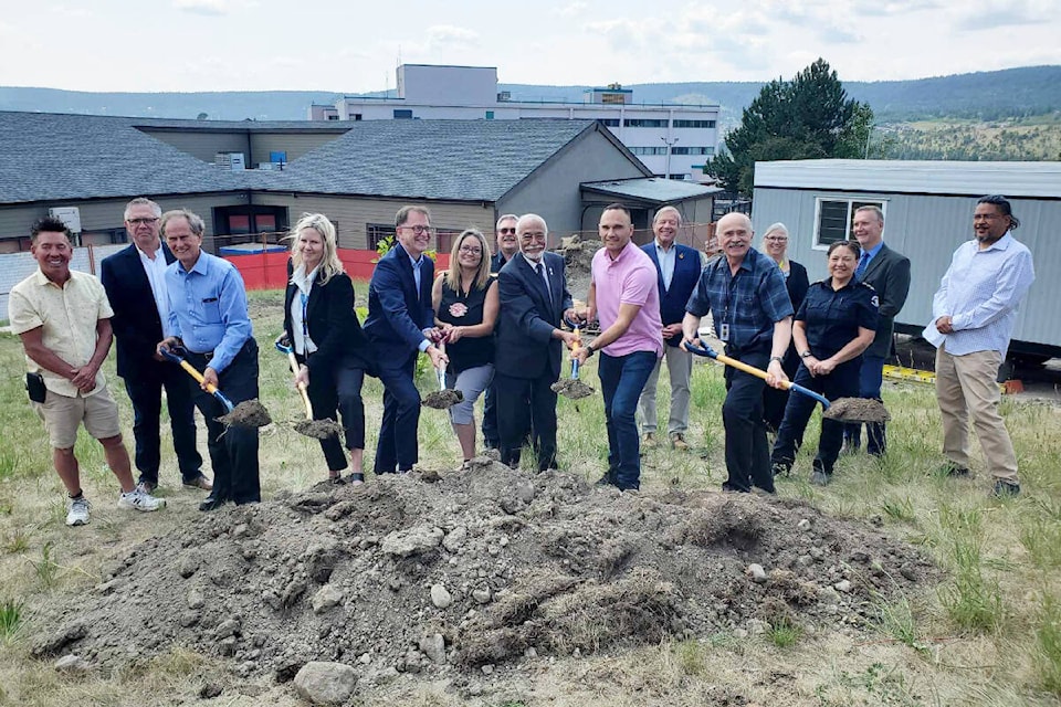 33212827_web1_230706-WLT-CMH-GroundBreaking_1
