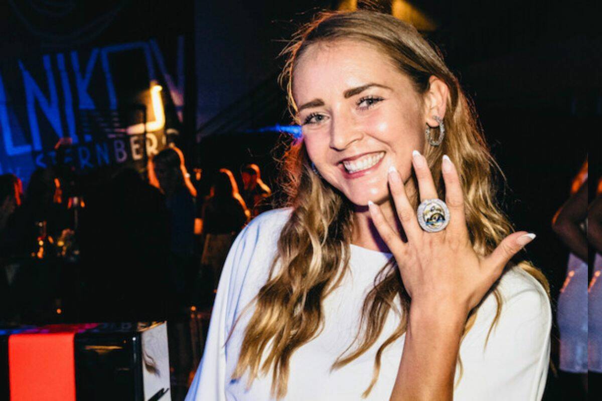 Bailey won a Super Bowl ring, after her Los Angeles Rams triumphed over the Cincinnati Bengals in Super Bowl LVI. (X-Sarah Bailey)