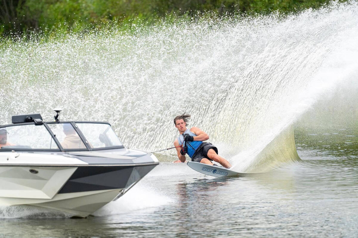 33632747_web1_230824-WLT-Pinettes-WaterSkiing_5