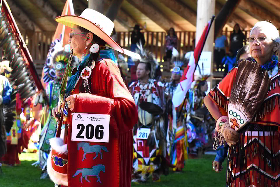 33664017_web1_220922-WLT-CASUAL-COUNTRY-POWWOW-INDIGENOUS_9