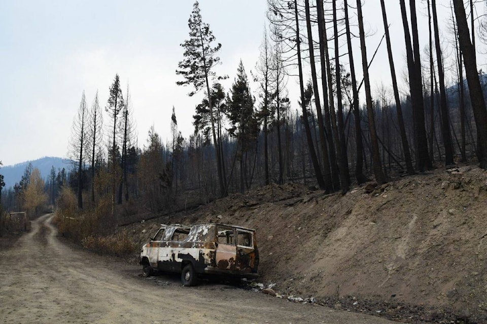 33763519_web1_230907-WEK-bus-service-to-burnt-homes_1