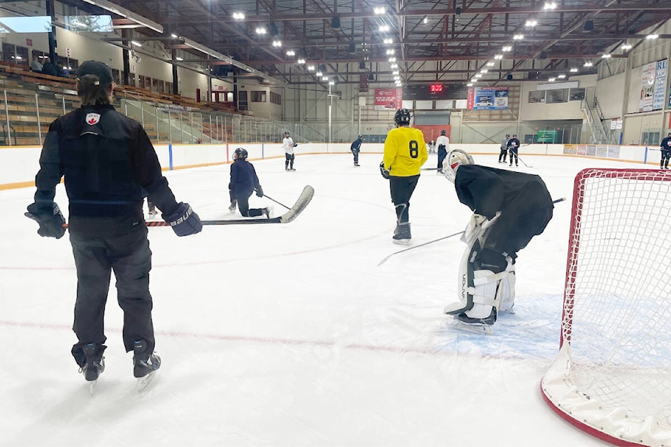 33875593_web1_230914-WLT-Northstars-Practice-Video_1