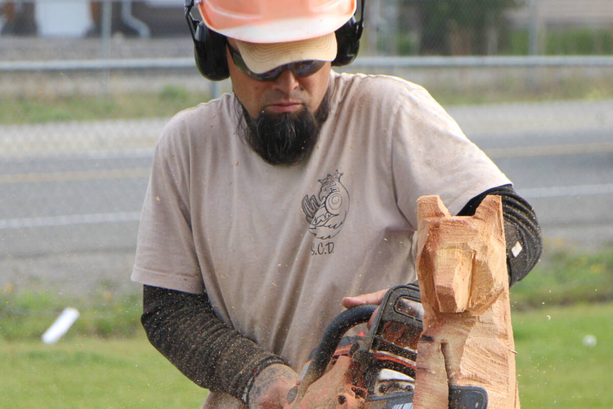 34048288_web1_231005-OMH-Spirit-Carver_5