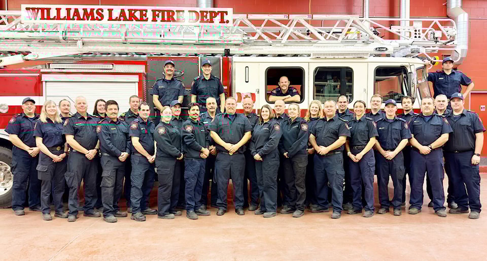 34091254_web1_231012-WLT-FPW-Williams-Lake-FD_1