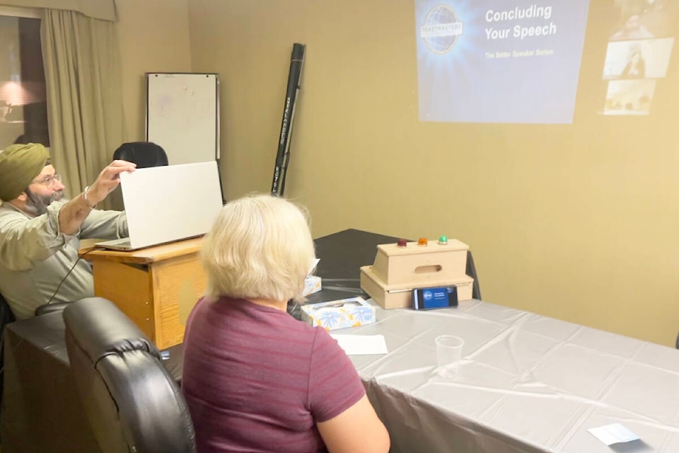 34157573_web1_231012-WLT-Toastmasters_1