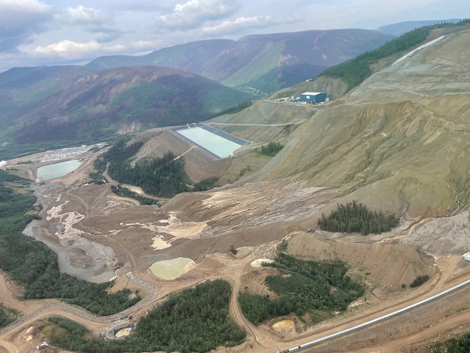 240705-ykn-news-vic-gold-slide
