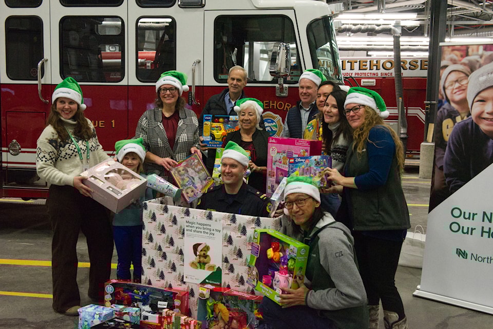 241113-ykn-news-toydrive