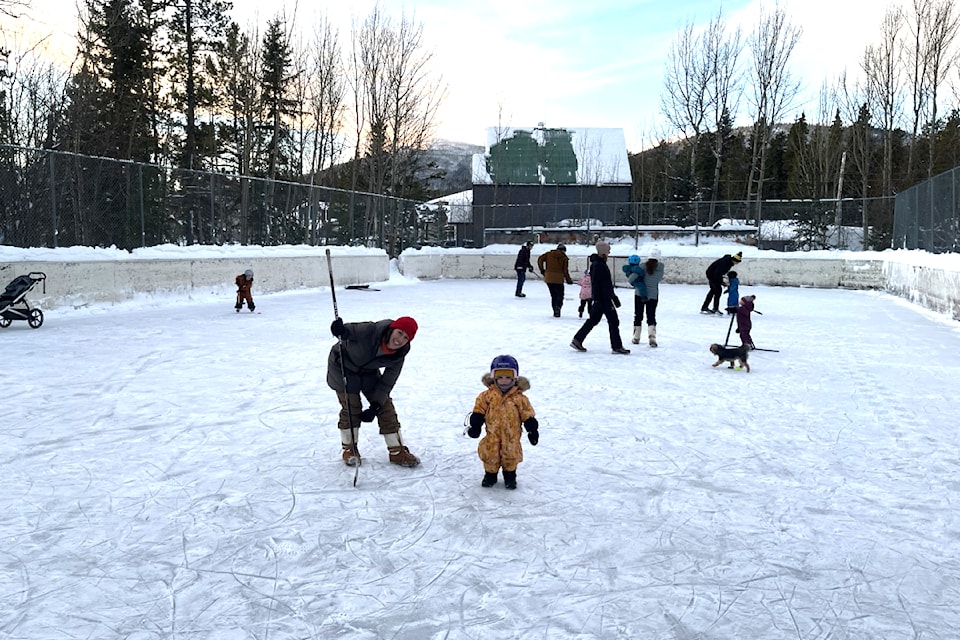 241101-ykn-news-outdoor-rinks