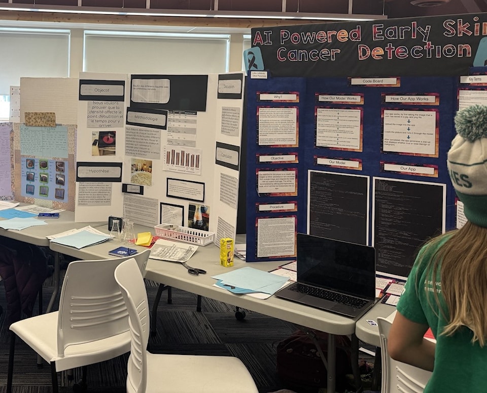 250503-ykn-sciencefair