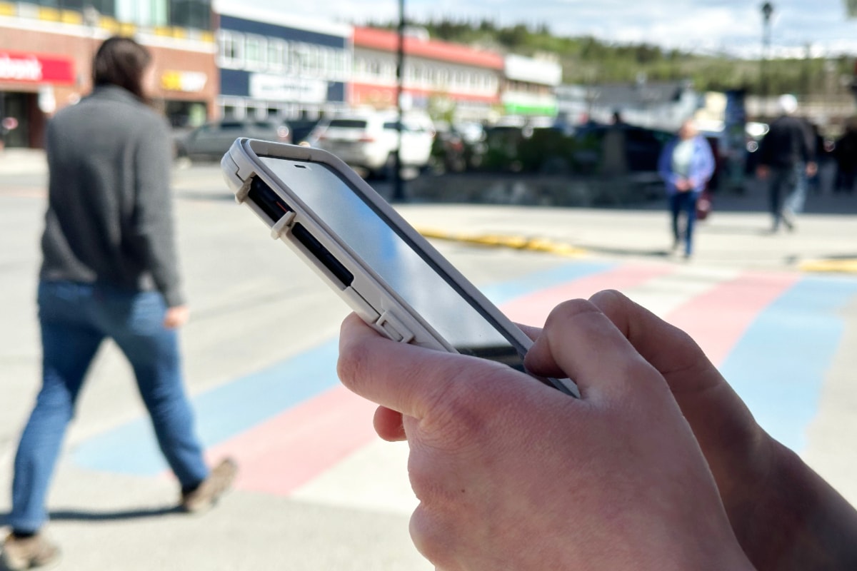 Telecom woes rattle premier and businesses; Yukoner's 911 call drops