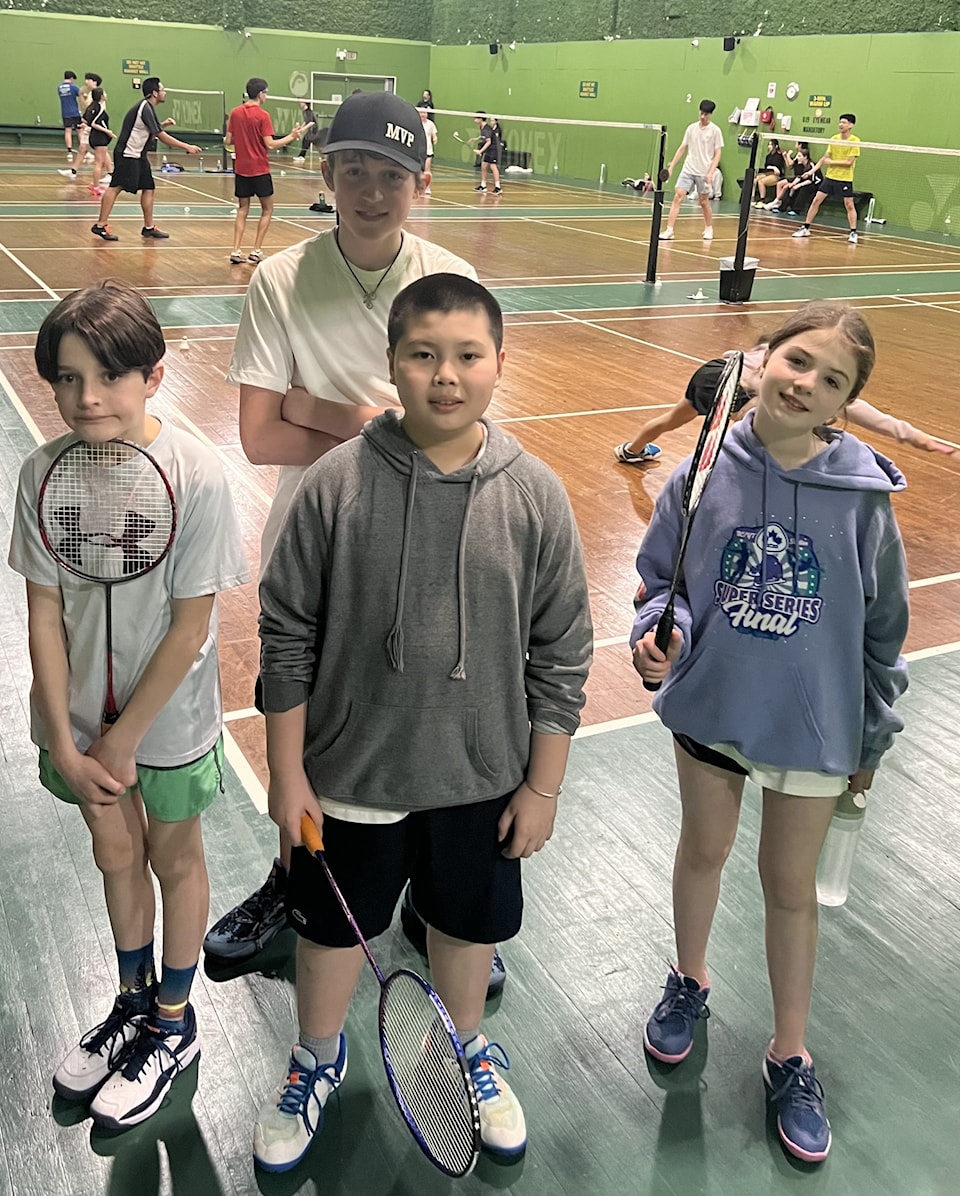 badminton-team-yukon