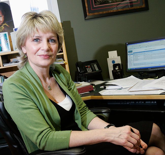 Teachers protest new computer system Yukon News