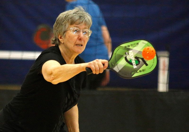 Joel Krahn/Yukon News
Chris McKay keeps her eye on the ball.