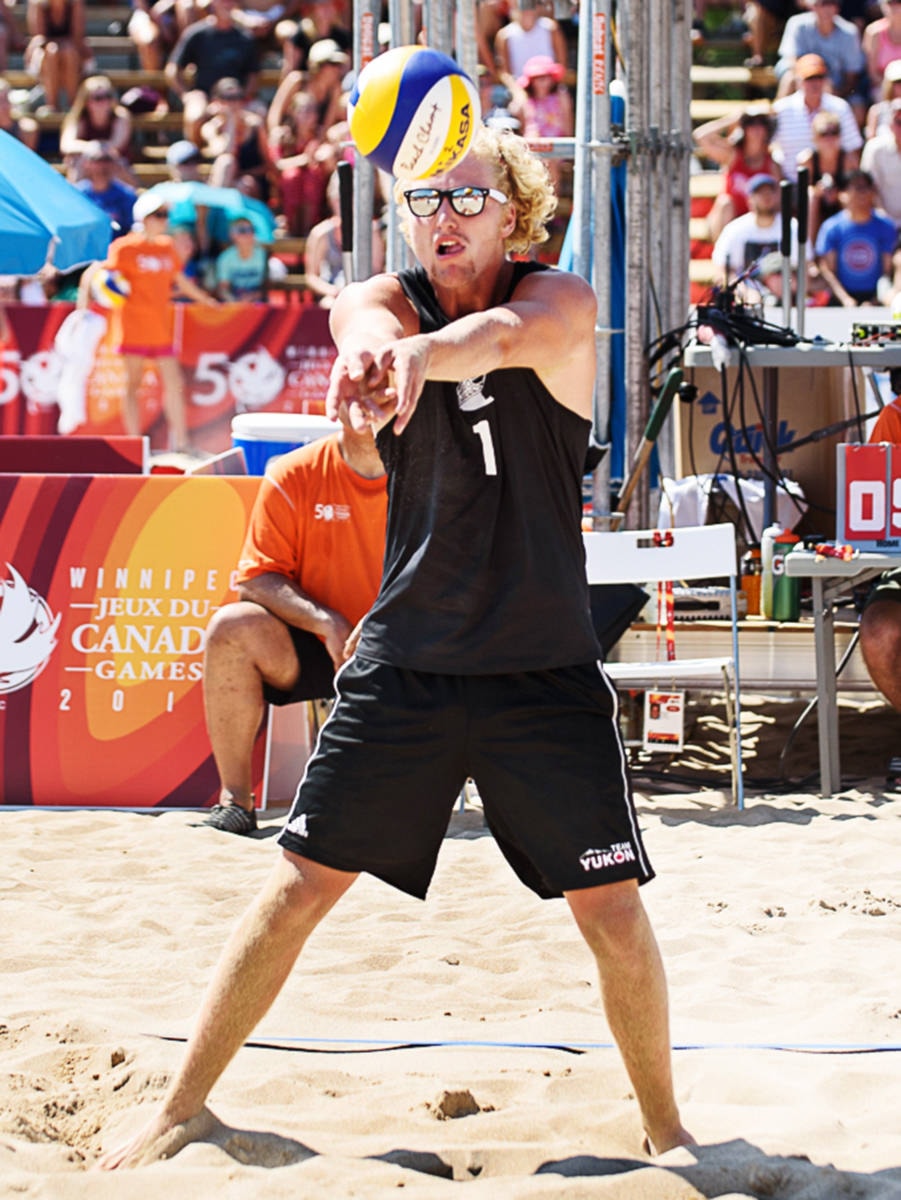 7975260_web1_YKN_beachvolley1web