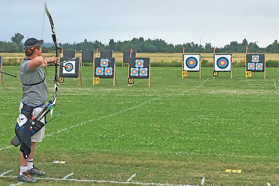 13264633_web1_180809_YKN_sports_ArcheryNationals_019_WEB