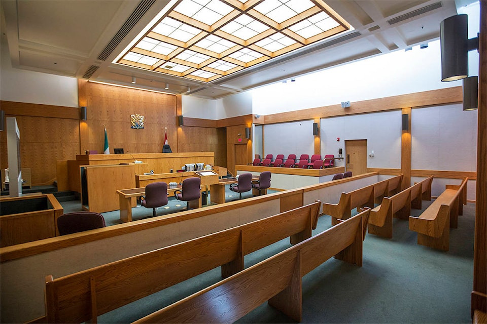 16954252_web1_130418_interior-court-room_003wb