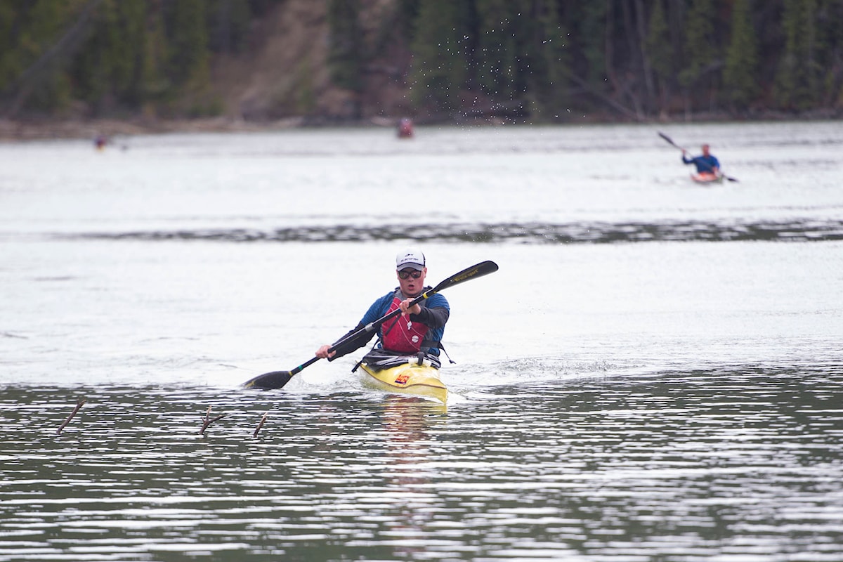 Icebreaker Race launches the paddling competition season Yukon News