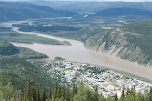 Lower Yukon River under ice advisory