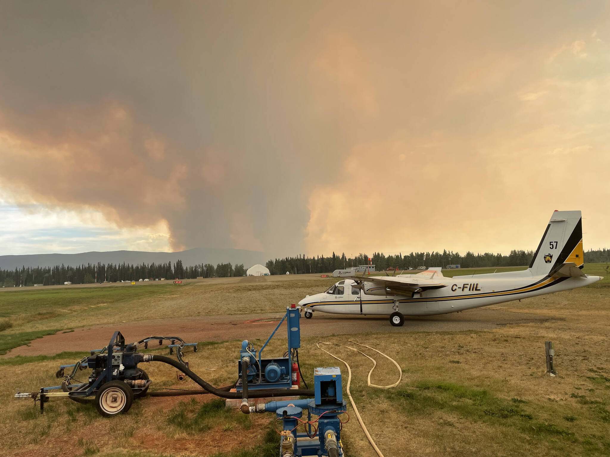 The Talbot Creek fire burns near Mayo (Government of Yukon/Submitted)