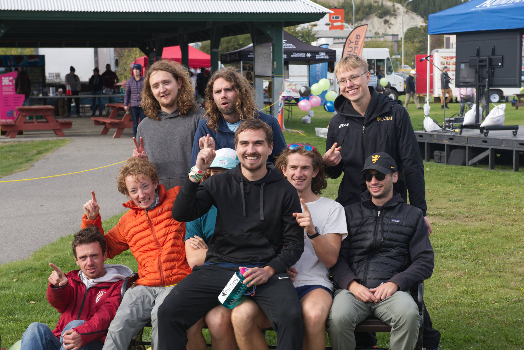 33855195_web1_230913_YKN_Sports_KlondikeRoadRelay-wb_2