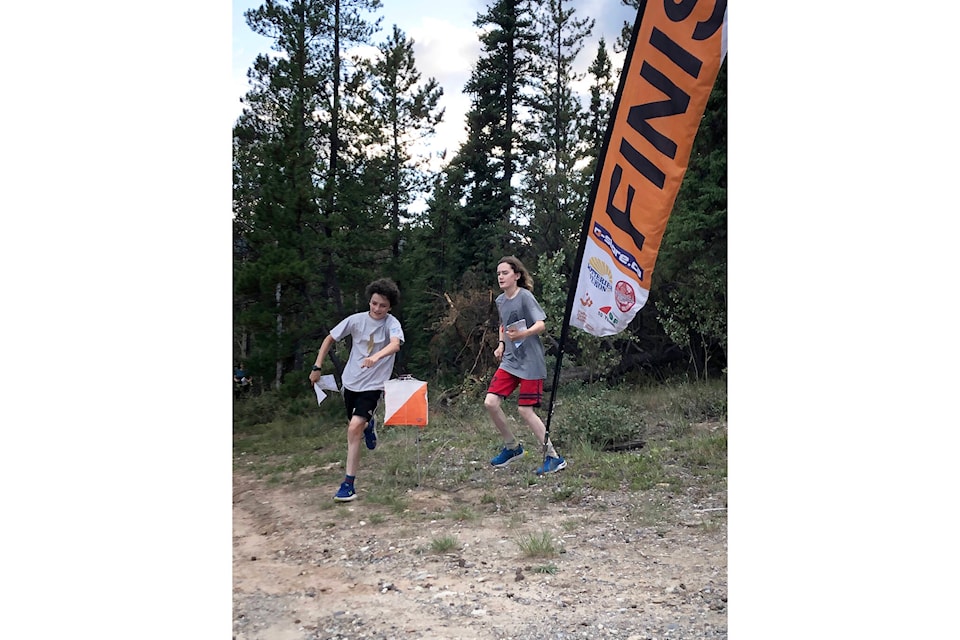 33877314_web1_230811_YKN_Sports_Yukon-orienteering_450-wb_4